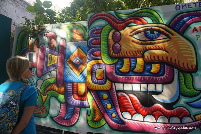 Discovering the Vibrant Mexican Street Art Scene