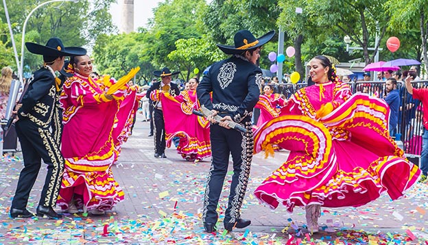 Experience the Rich Festivals and Traditions of Mexico