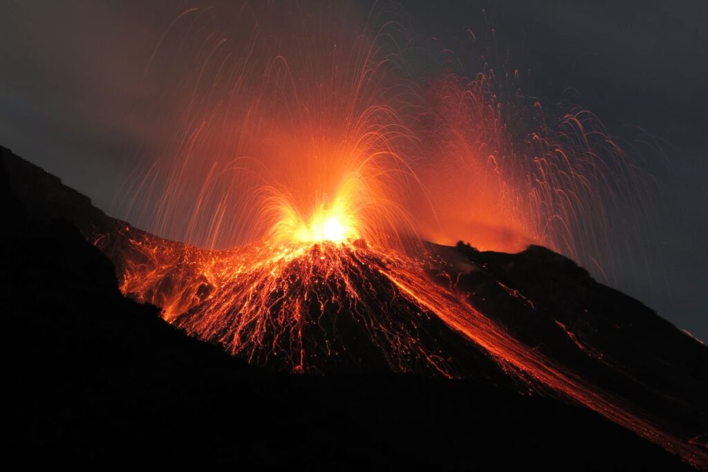 Exploring Mexicos Unique Volcanic Landscapes: A Geological Guide