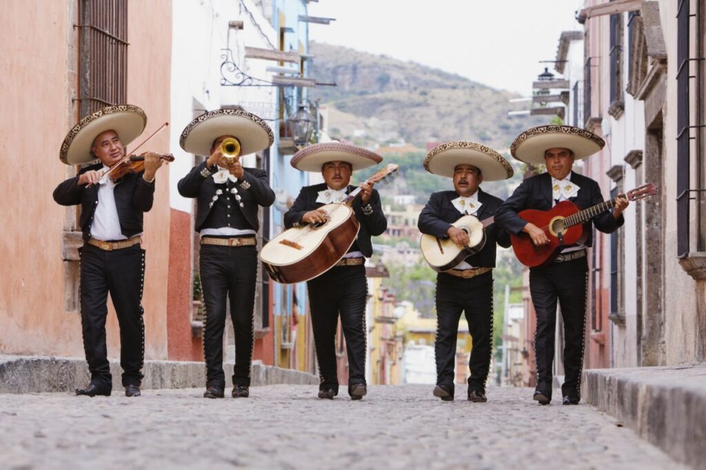 Exploring Mexicos Vibrant Music Scene: From Mariachi to Reggaeton