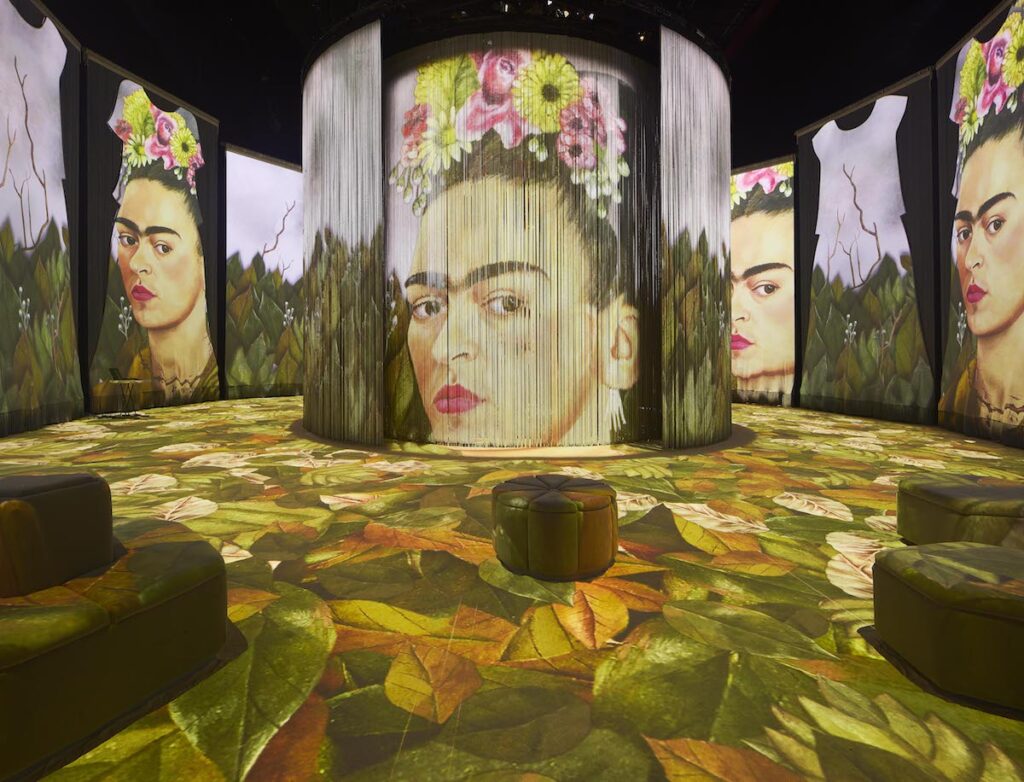 Exploring the Vibrant Art Scene in Frida Kahlos Mexico
