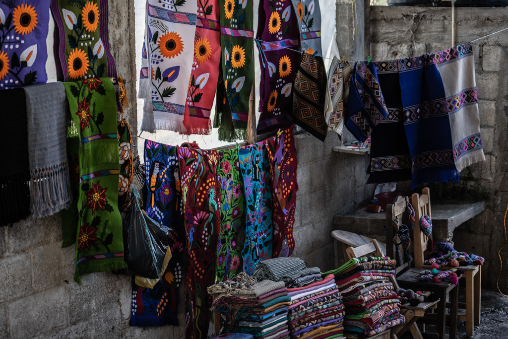 Unveiling the Colorful Traditions: Exploring the Vibrant Artisanal Crafts of Chiapas, Mexico
