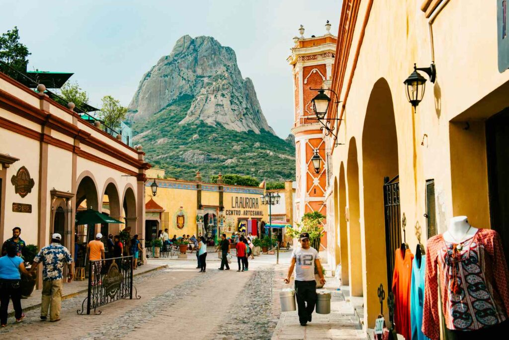 Exploring the Enchanting Waterfront Villages of Mexico