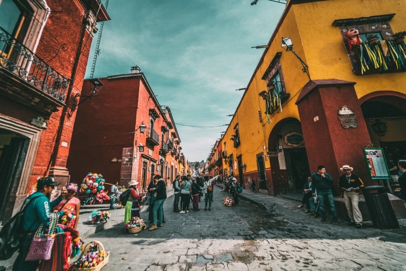 Exploring the Enchanting Waterfront Villages of Mexico