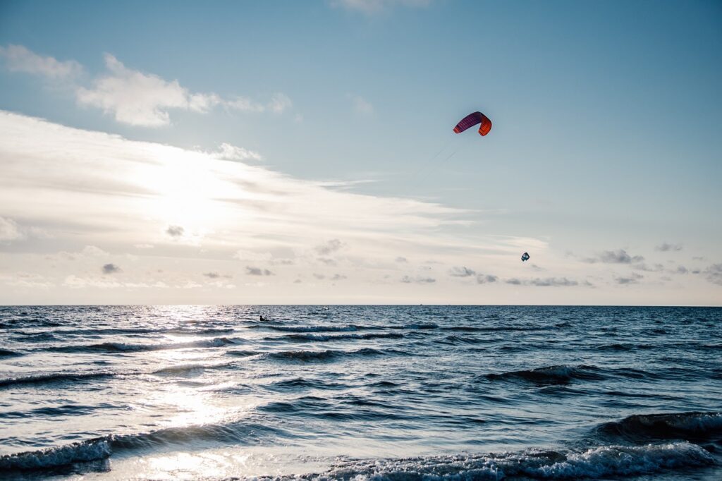 Kite Surfing In Mexico: The Best Beaches To Catch The Wind