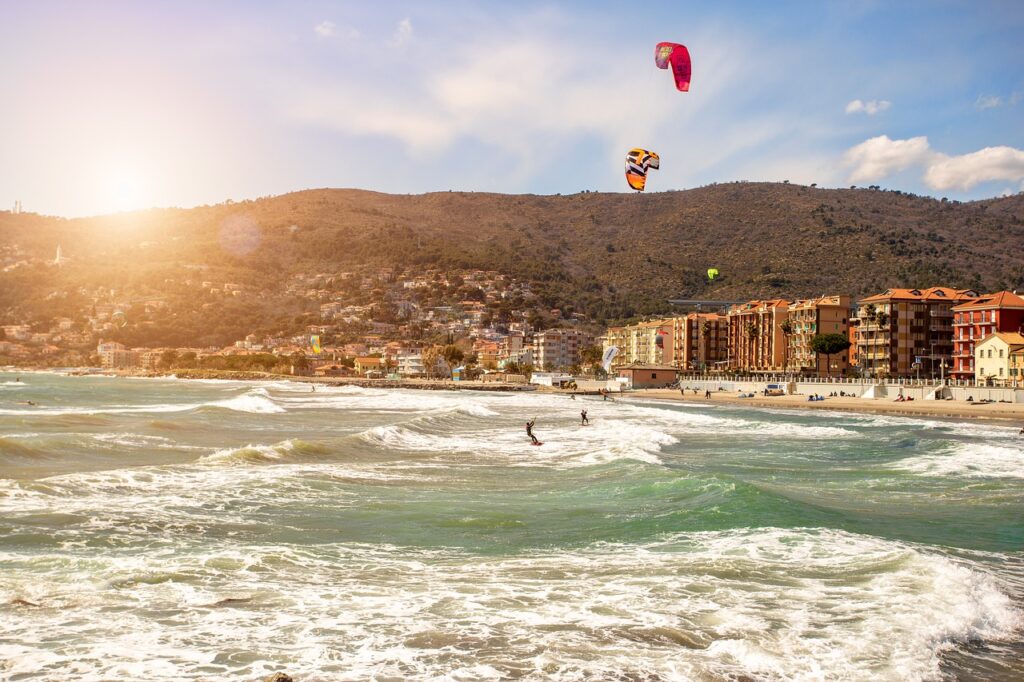 Kite Surfing In Mexico: The Best Beaches To Catch The Wind